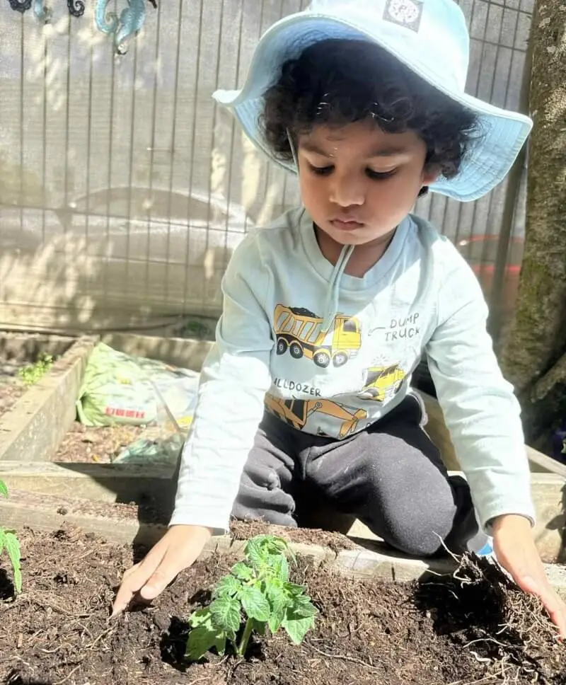 gardening-at-The-Vines-ELC